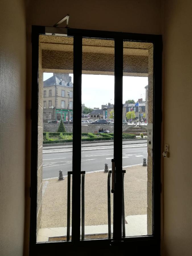 L'Escale Fougeraise Apartment Fougeres Bagian luar foto