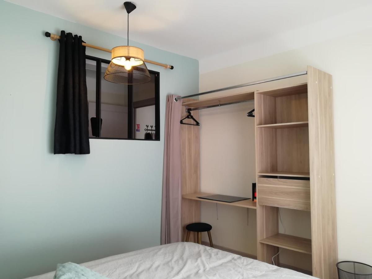 L'Escale Fougeraise Apartment Fougeres Bagian luar foto