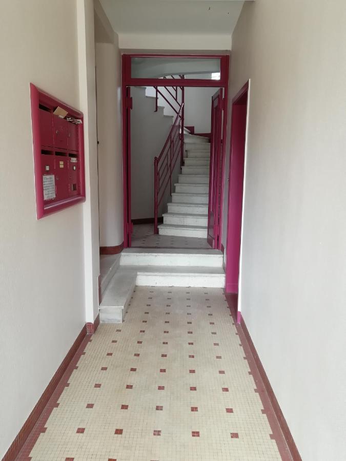 L'Escale Fougeraise Apartment Fougeres Bagian luar foto